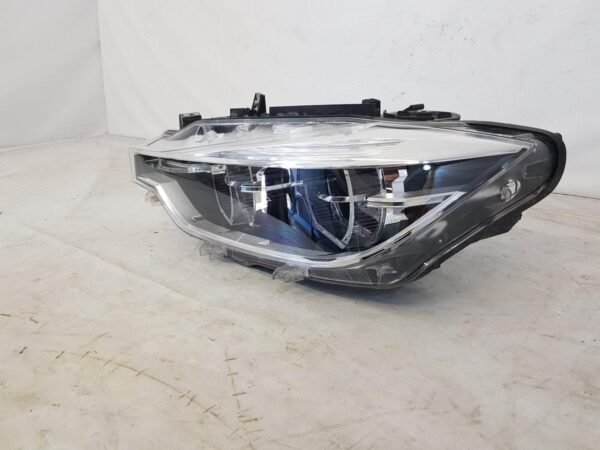 Far stanga BMW Seria 3 F30 F31 LCI 63117419627 2016 2017, 2018 2019 - imagine 4
