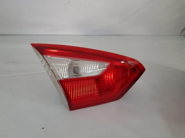 Stop stanga pe haion Ford Focus 3 Berlina BM51-13A603-AD 2011 2012 2013 2014 2015 - imagine 3