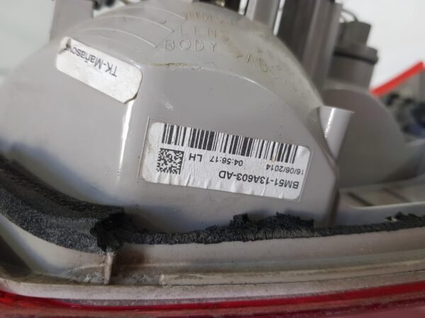 Stop stanga pe haion Ford Focus 3 Berlina BM51-13A603-AD 2011 2012 2013 2014 2015 - imagine 7
