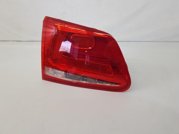 Stop stanga pe haion VW Touareg 7P 7P6945093B 2010 2011 2012 2013 2014 - imagine 3