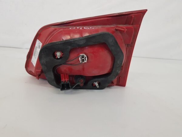 Stop stanga pe haion VW Touareg 7P 7P6945093B 2010 2011 2012 2013 2014 - imagine 7