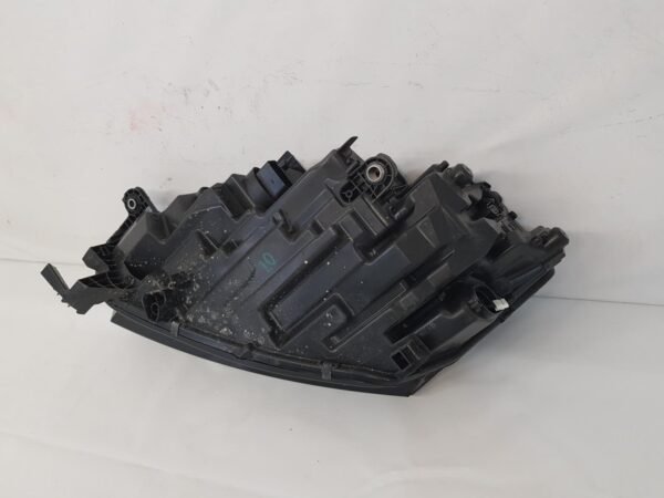 Far dreapta Skoda Octavia 4 full led 5E4941016 2020 2021 2022 2023 - imagine 12