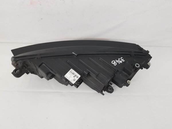 Far dreapta Skoda Octavia 4 full led 5E4941016 2020 2021 2022 2023 - imagine 7