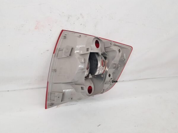 Stop stanga Skoda Rapid berlina 5JH945095 2012 2013 2014 2015 2016 - imagine 6
