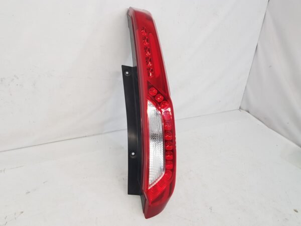 Stop dreapta Nissan X Trail T31 facelift led 26550-3UB0A 2010 2011 2012 2013 - imagine 4