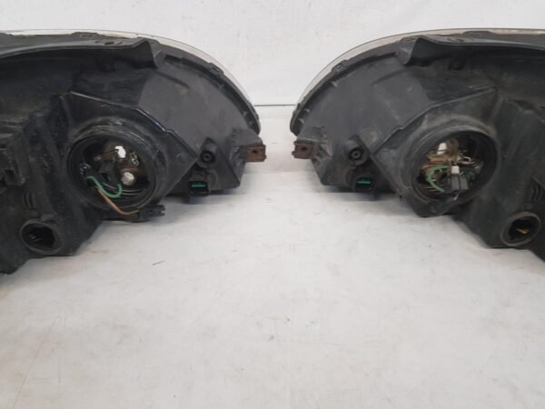 Far stanga dreapta Hyundai I30 92102-2LXXX 2007 2008 2009 2010 2011 2012 - imagine 9