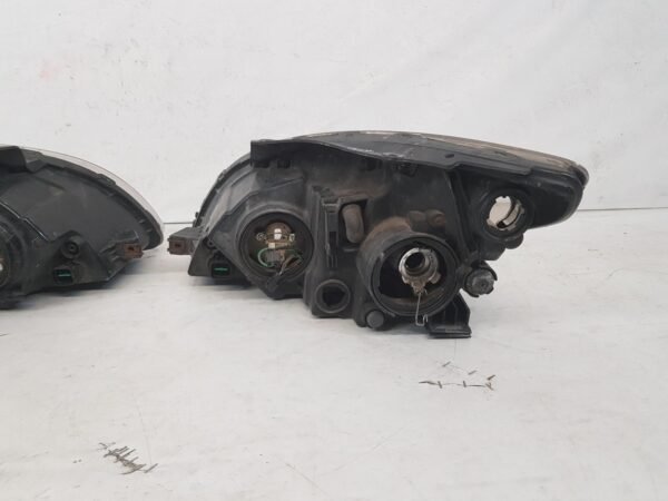 Far stanga dreapta Hyundai I30 92102-2LXXX 2007 2008 2009 2010 2011 2012 - imagine 7