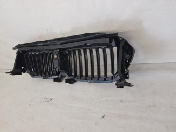 Grila activa flapsuri BMW Seria 5 G30 G31 5113187156 2017 2018 2019 2020 - imagine 7