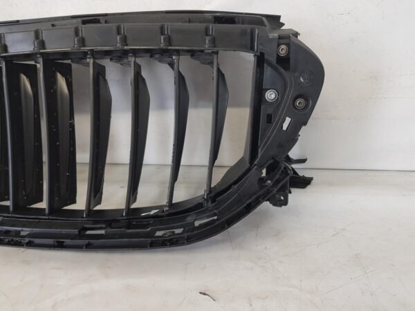 Grila activa flapsuri BMW Seria 5 G30 G31 5113187156 2017 2018 2019 2020 - imagine 12