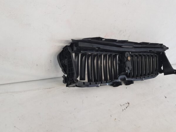 Grila activa flapsuri BMW Seria 5 G30 G31 5113187156 2017 2018 2019 2020 - imagine 6