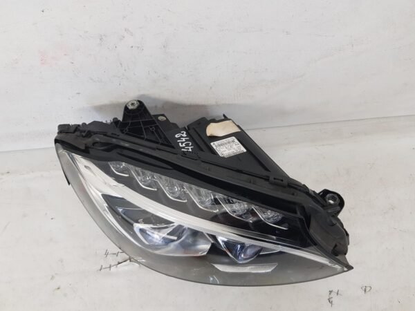 Far dreapta full led Mercedes C Class W205 A2059063204 2014 2015 2016 - imagine 5