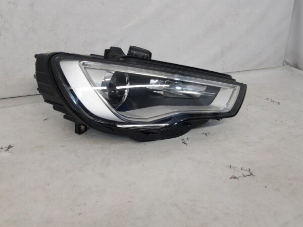 Far dreapta xenon + led Audi A3 8V 8V0941006AF 2012 2013 2014 2015 - imagine 4