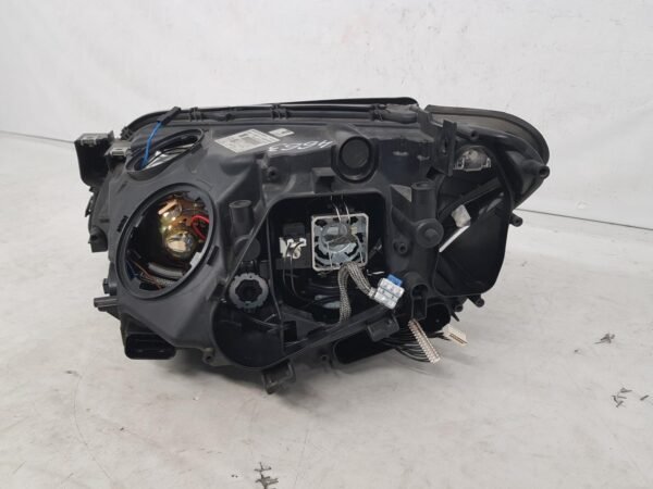 Far dreapta BMW Seria 7 F01 F02 xenon adaptiv 63117228428 2010 2011 2012 2013 - imagine 8