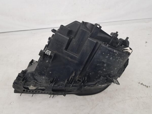 Far dreapta BMW Seria 7 F01 F02 xenon adaptiv 63117228428 2010 2011 2012 2013 - imagine 10