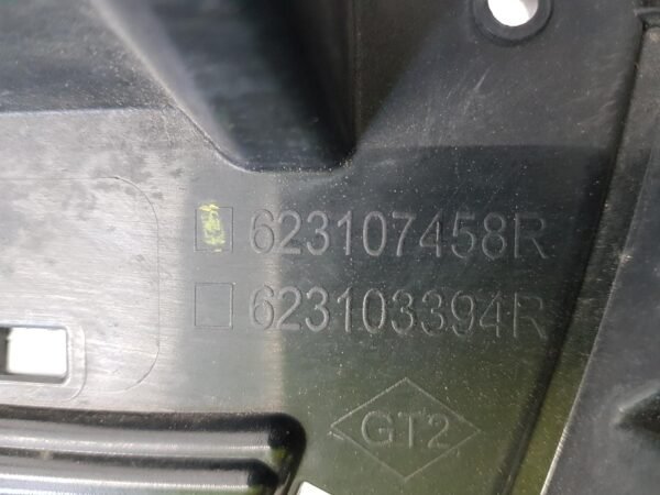 Grila radiator Dacia Logan 3 Sandero 3 623107458R 2021 2022 2023 - imagine 10