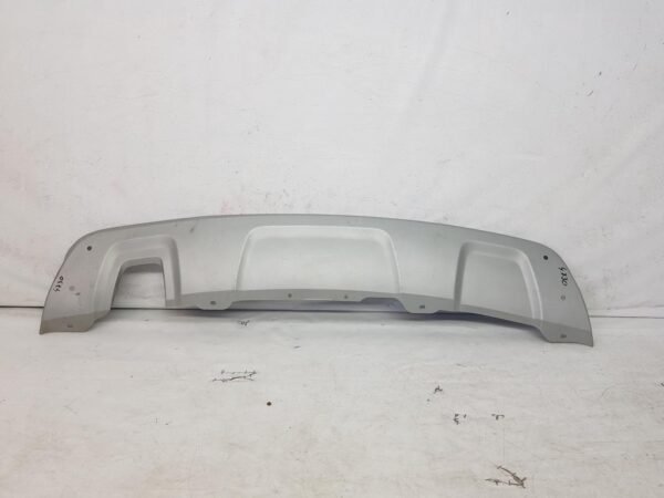 Ornament bara spate Dacia Duster 850706169R 2009 2010 2011 2012 2013 2014 2015 2016