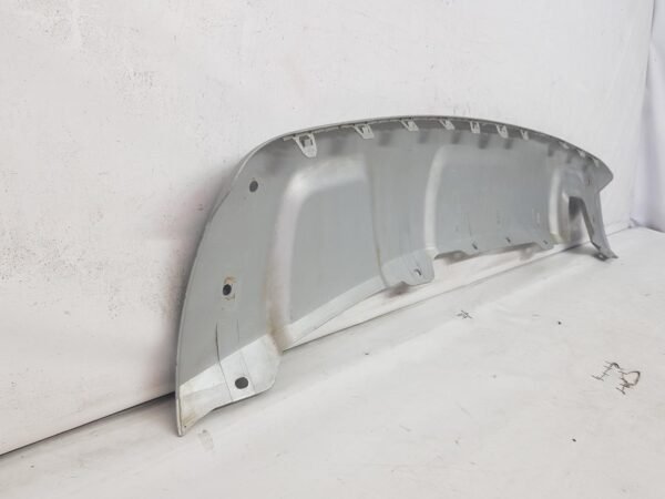 Ornament bara spate Dacia Duster 850706169R 2009 2010 2011 2012 2013 2014 2015 2016 - imagine 6