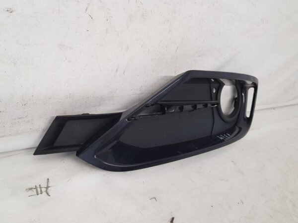 Grila proiector stanga bara fata BMW Seria 3 F30 F31 51117300737 2012 2013 2014 2015 - imagine 4