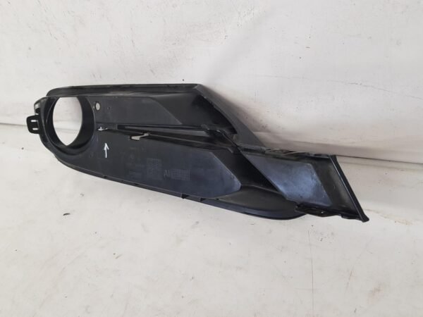 Grila proiector stanga bara fata BMW Seria 3 F30 F31 51117300737 2012 2013 2014 2015 - imagine 7