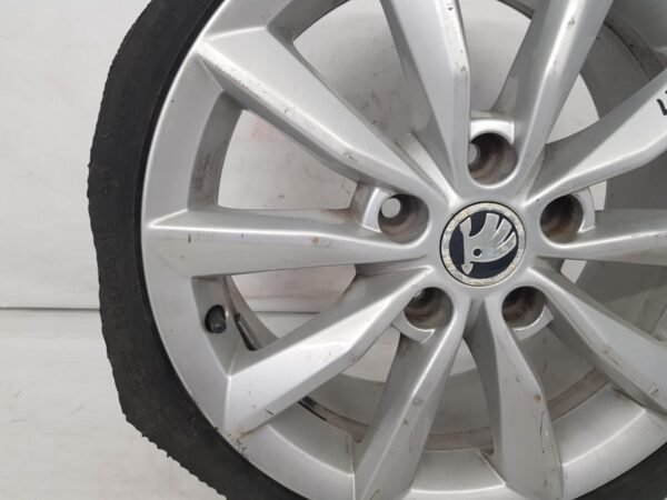 Janta aliaj R16 Skoda Octavia 3 5E0601025B 2012 2013 2014 2015 2016 2017 2018 2019 2020 - imagine 7