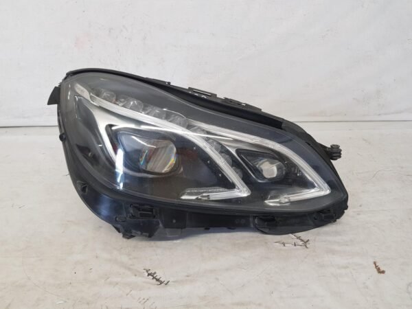 Far dreapta full led Mercedes E Class W212 facelift A2128205639KZ 2013 2014 2015 2016
