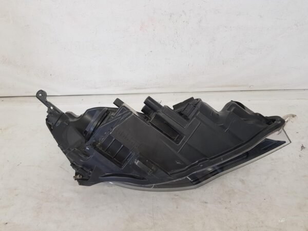 Far stanga Opel Astra J 2010 2011 2012 2013 2014 2015 2016 2017 2018 2019 - imagine 13