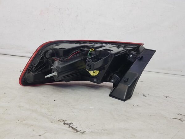 Stop stanga pe aripa Renault Arkana 265552466R 2019 2020 2021 2022 2023 - imagine 9