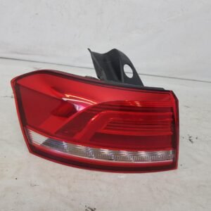 Stop stanga pe aripa VW Passat B8 combi 3G9945311 2015 2016 2017 2018 2019