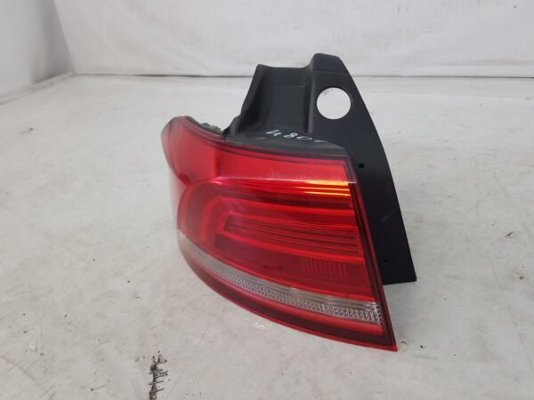 Stop stanga pe aripa VW Passat B8 combi 3G9945311 2015 2016 2017 2018 2019 - imagine 4