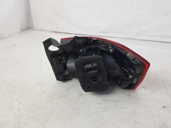 Stop stanga pe aripa VW Passat B8 combi 3G9945311 2015 2016 2017 2018 2019 - imagine 8