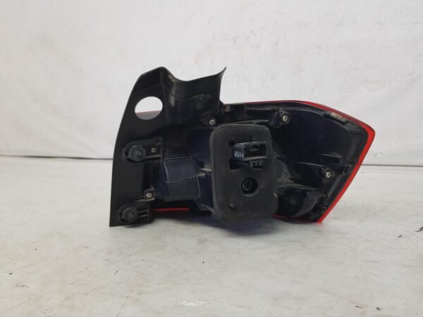 Stop stanga pe aripa VW Passat B8 combi 3G9945311 2015 2016 2017 2018 2019 - imagine 9