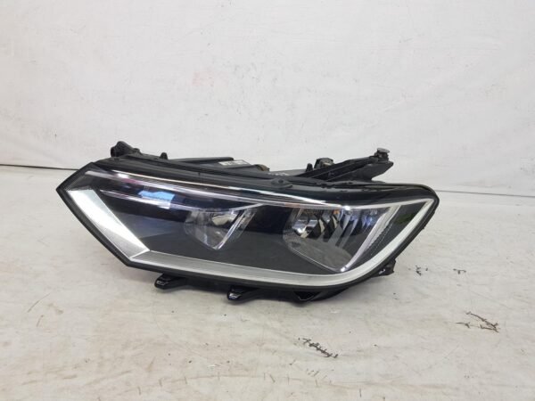 Far stanga halogen VW Passat B8 3G1941005C 2015 2016 2017 2018 2019