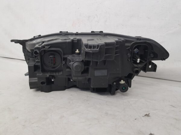 Far dreapta Full Led Active Hight-Beam Volvo XC90 31677039 2015 2016 2017 2018 2019 - imagine 9