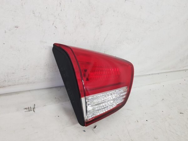 Stop pe haion Kia Carens 92403-A4 2013 2014 2015 2016 - imagine 3