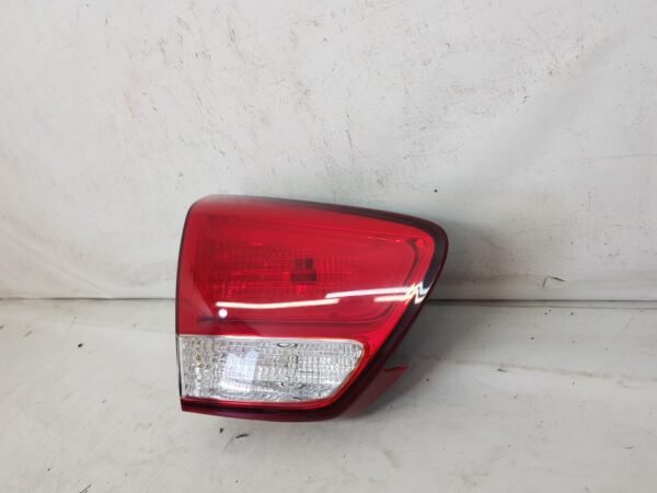 Stop pe haion Kia Carens 92403-A4 2013 2014 2015 2016 - imagine 4