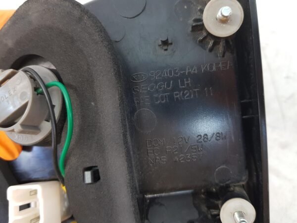 Stop pe haion Kia Carens 92403-A4 2013 2014 2015 2016 - imagine 8