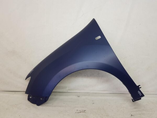 Aripa stanga fata Dacia Logan 2 Sandero 2 63123810R 2012 2013 2014 2015 2016 2017 2018 2019 2020