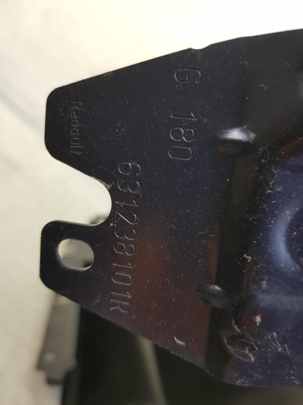 Aripa stanga fata Dacia Logan 2 Sandero 2 63123810R 2012 2013 2014 2015 2016 2017 2018 2019 2020 - imagine 8