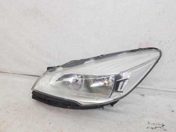 Far stanga halogen Ford Kuga 2 2012 2013 2014 2015 2016