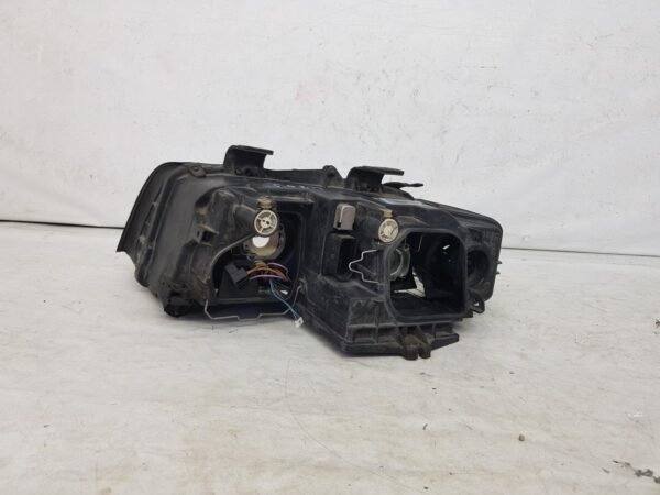 Far dreapta halogen Audi A4 B6 8E0941004F 2001 2002 2003 2004 2005 - imagine 6