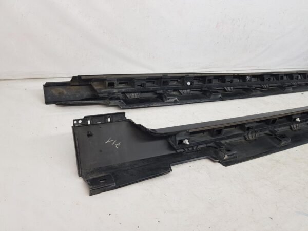 Set prag stanga dreapta VW Passat B8 3G0853857 2015 2016 2017 2018 2019 2020 2021 2022 2023 2024 - imagine 6