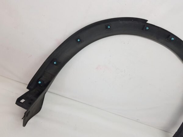 Bandou overfender aripa dreapta spate KB8W-51W52 2017 2018 2019 2020 2021 2022 2023 2024 - imagine 6