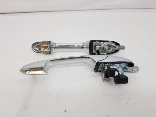 Maner exterior usa stanga dreapta Fiat 500 1507-75 / 76 2008 2009 2010 2011 2012 2013 2014 2015 2016 2017 2018 2019 2020 - imagine 6