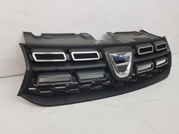 Grila radiator Dacia Logan 2 Sandero 2 facelift 623108484R 2017 2018 2019 2020 - imagine 3
