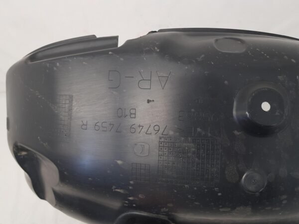 Carenaj / Aparatoare noroi stanga spate Renault Zoe 767497459R 2012 2013 2014 2015 2016 2017 2018 2019 2020 2021 2022 - imagine 7