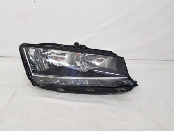 Far dreapta halogen Led Skoda Fabia 3 facelift 6V1941016D 2018 2019 2020 2021 2022 2023