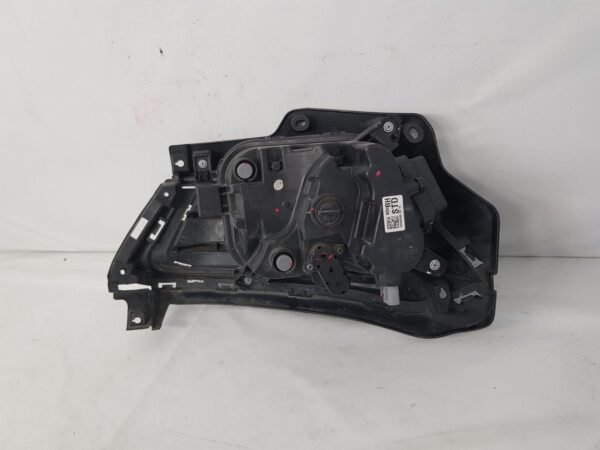 Grila cu proiector led dreapta Kia Sportage 92202-R2000 2021 2022 2023 2024 2025 - imagine 7