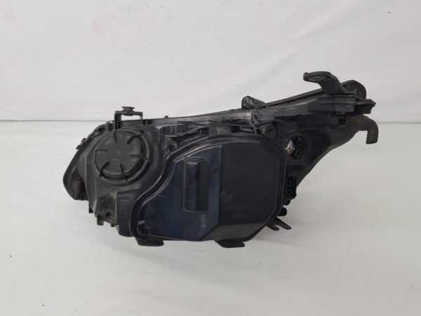 Far dreapta xenon BMW Seria 5 E60 E61 2003 2004 2005 2006 - imagine 6