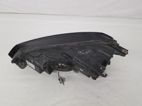 Far dreapta xenon + led VW Golf 7 GTI 5GM941752A 2013 2014 2015 2016 - imagine 6