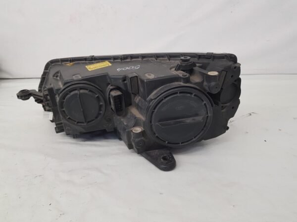 Far dreapta xenon + led Skoda Octavia 3 5E1941016B 2013 2014 2015 2016 - imagine 7